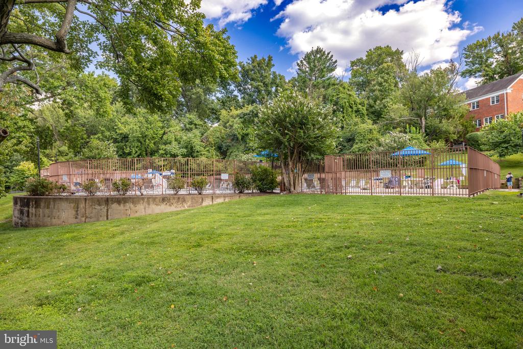 3630 Valley Dr