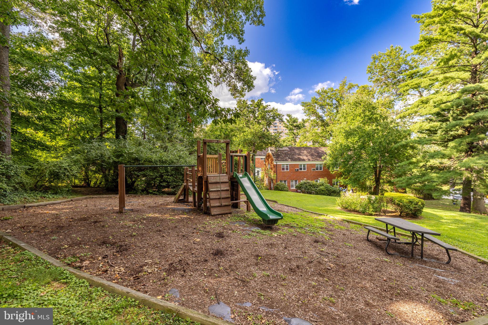 3630 Valley Dr