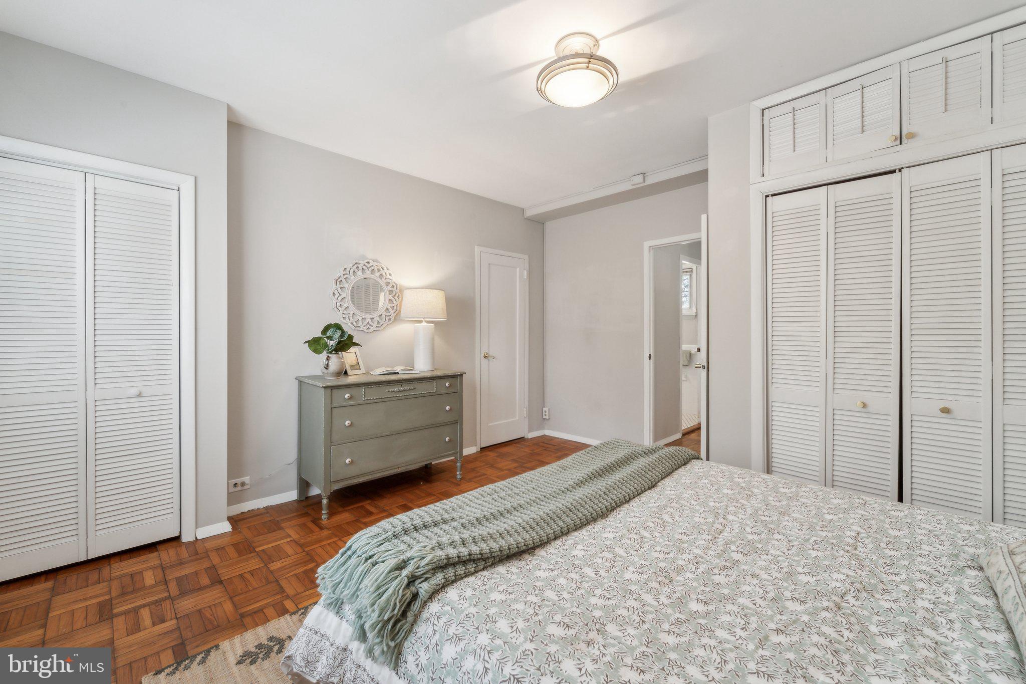 1300 Martha Custis Dr
