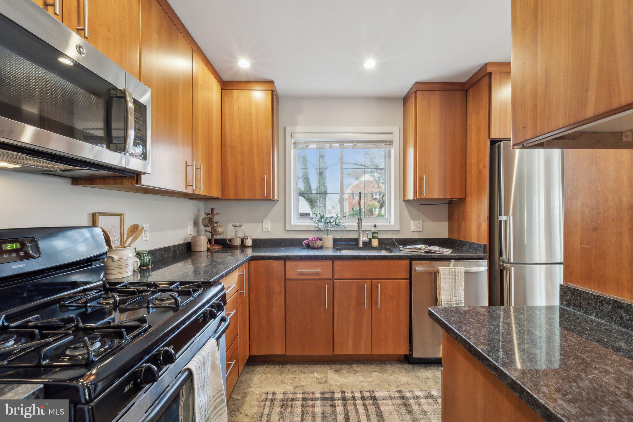 1300 Martha Custis Dr