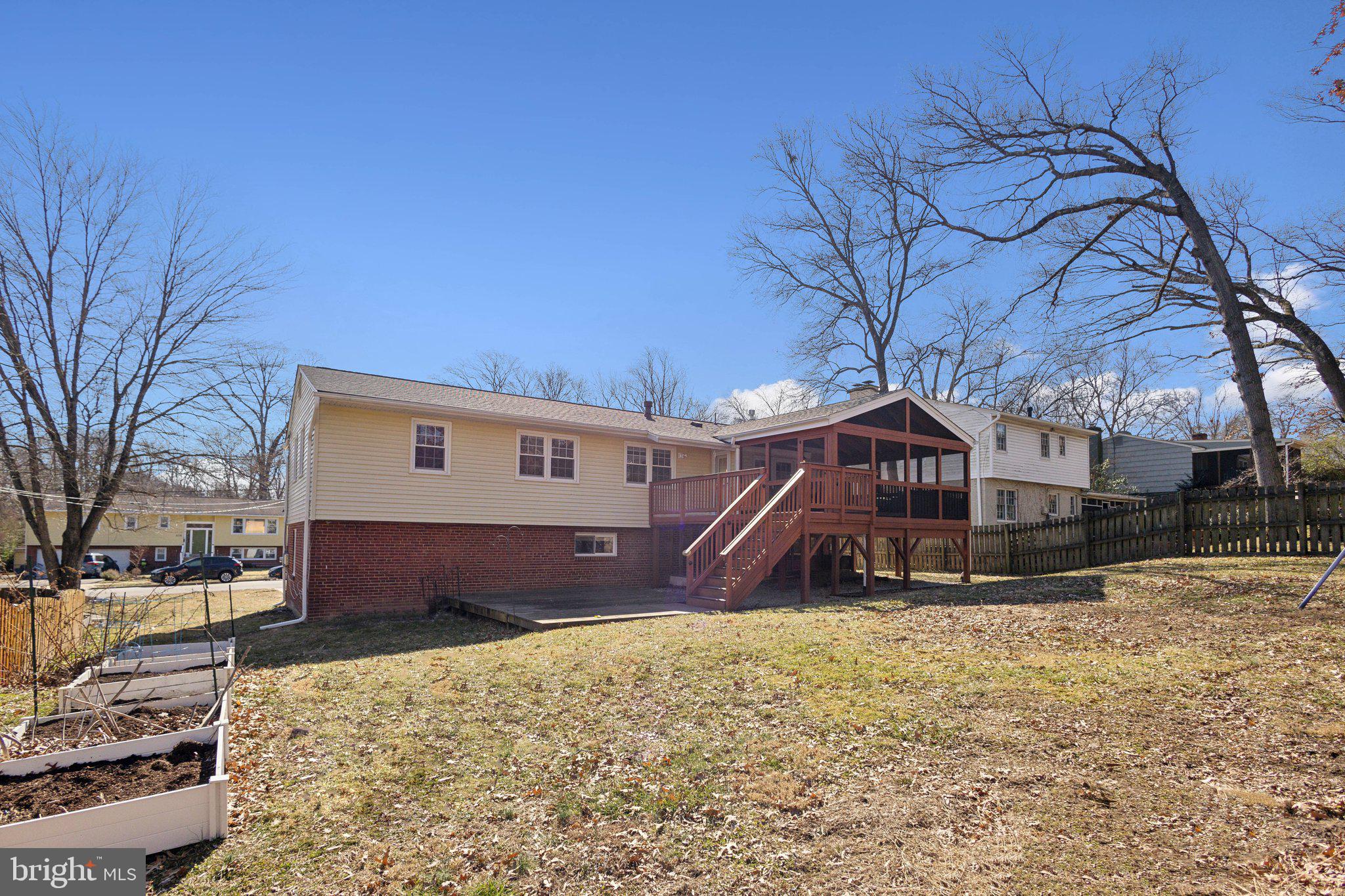 8340 Bound Brook Ln