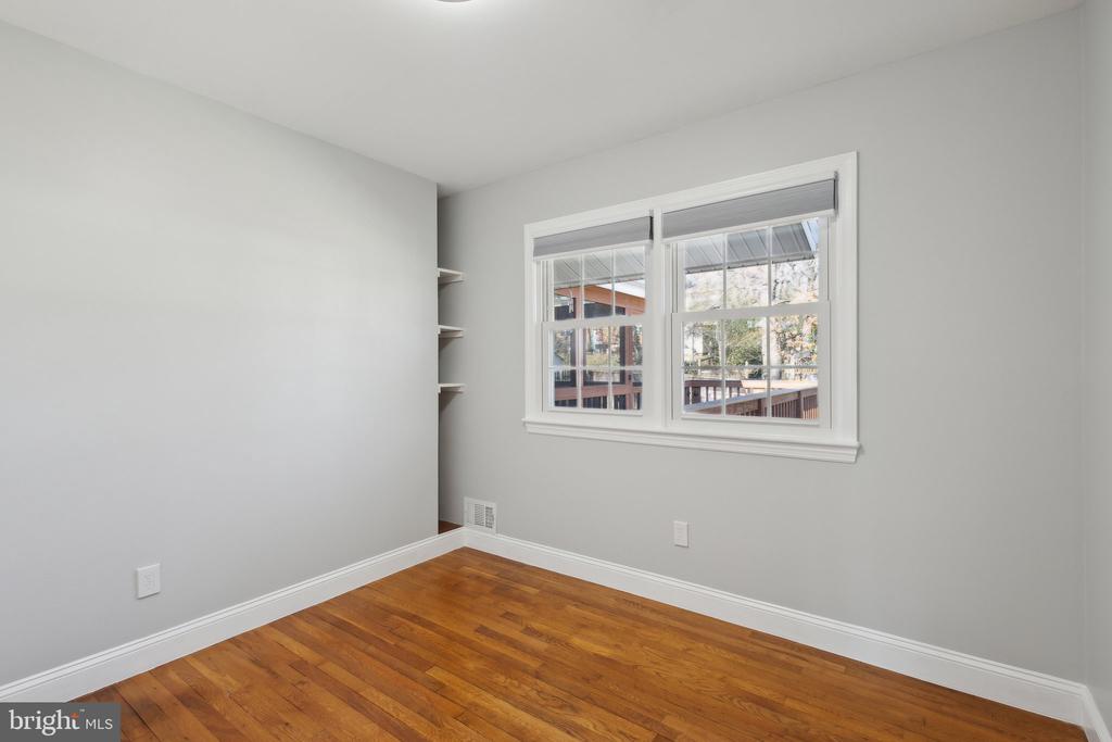 8340 Bound Brook Ln