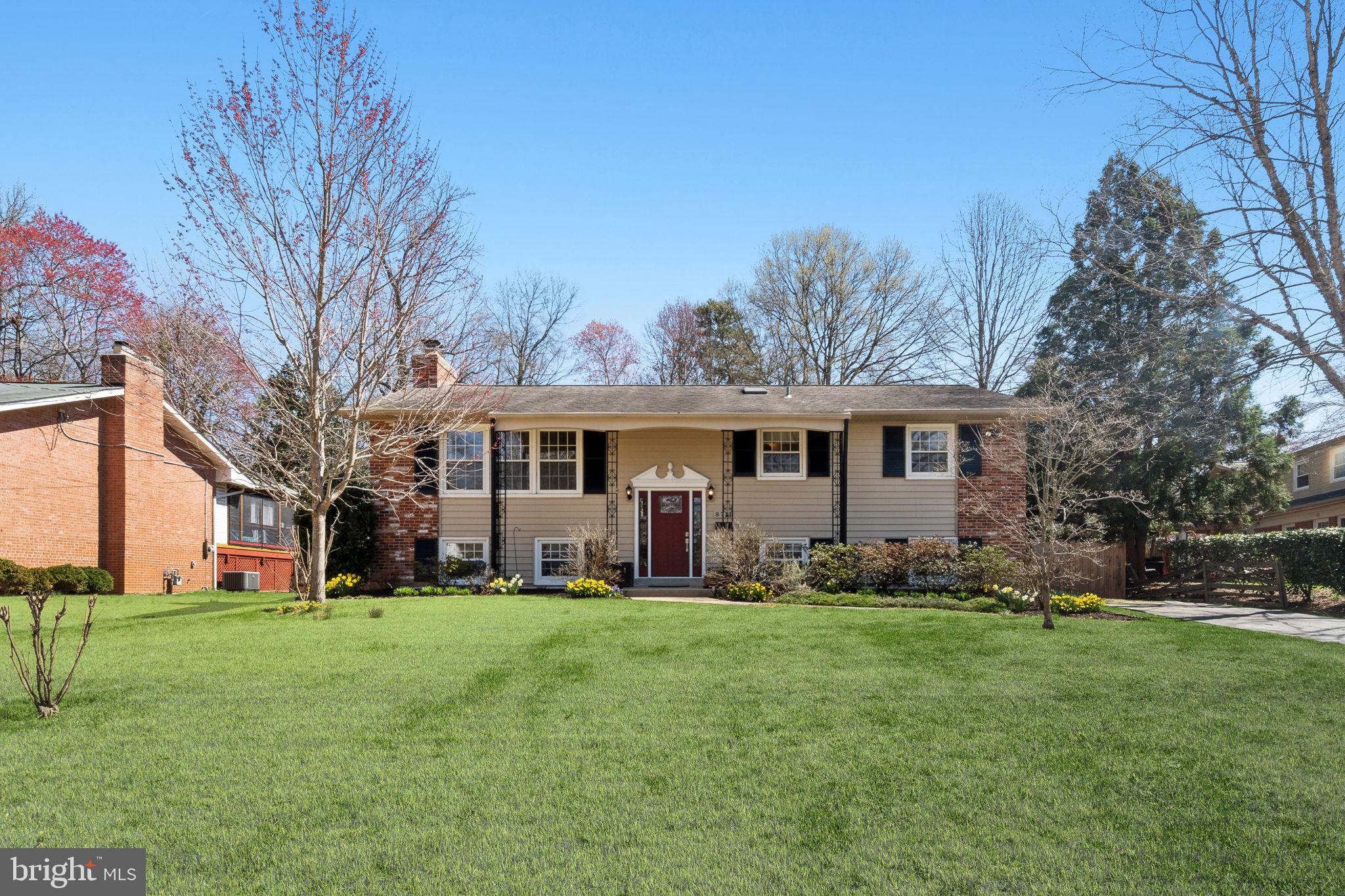 8711 Bradgate Rd