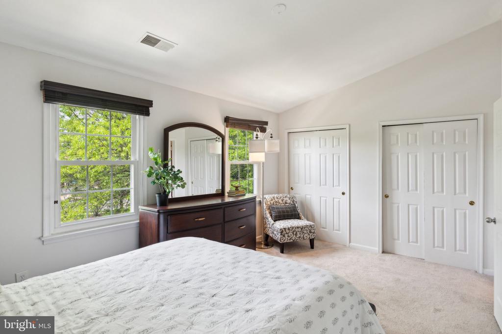 14724 Flower Hill Dr