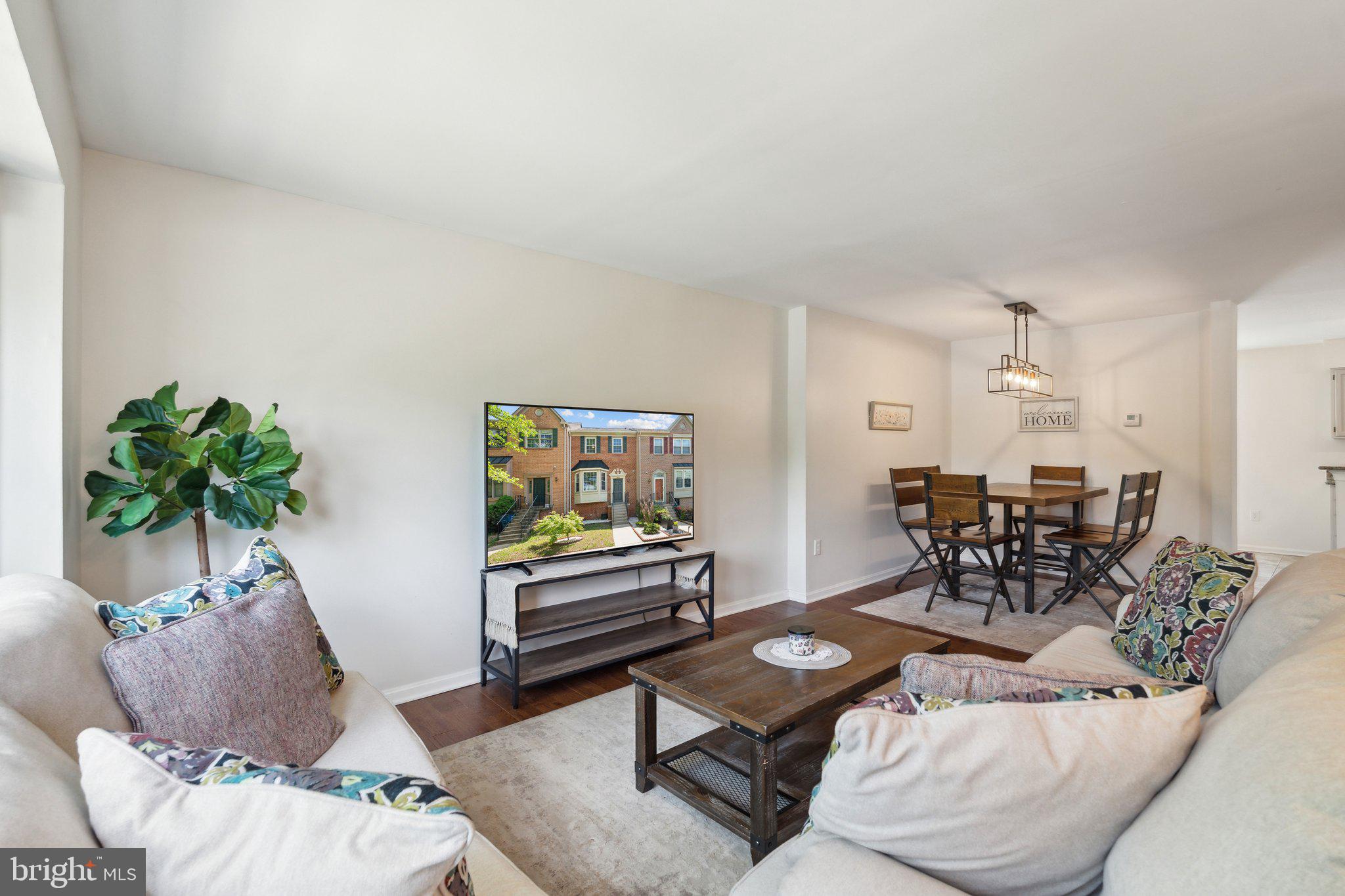 14724 Flower Hill Dr