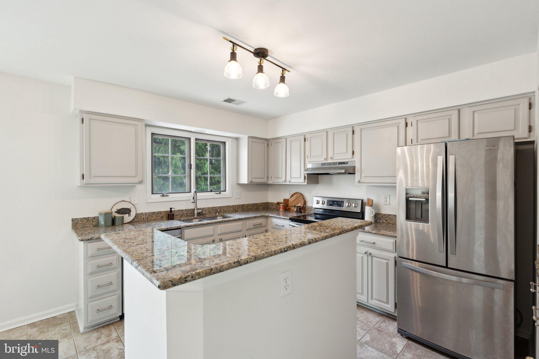 14724 Flower Hill Dr