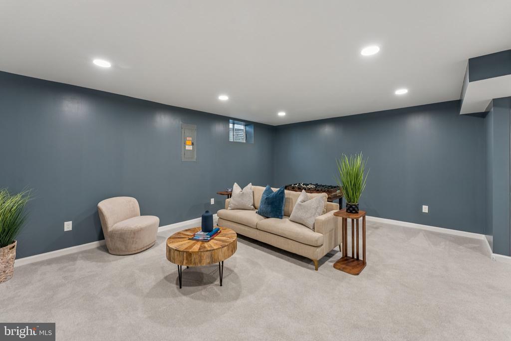 2951 CASHEL LANE