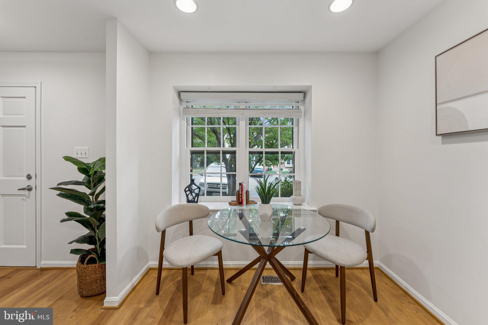 2951 CASHEL LANE