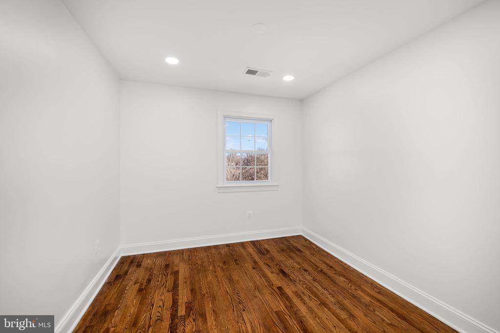 2612 STIRRUP LANE
