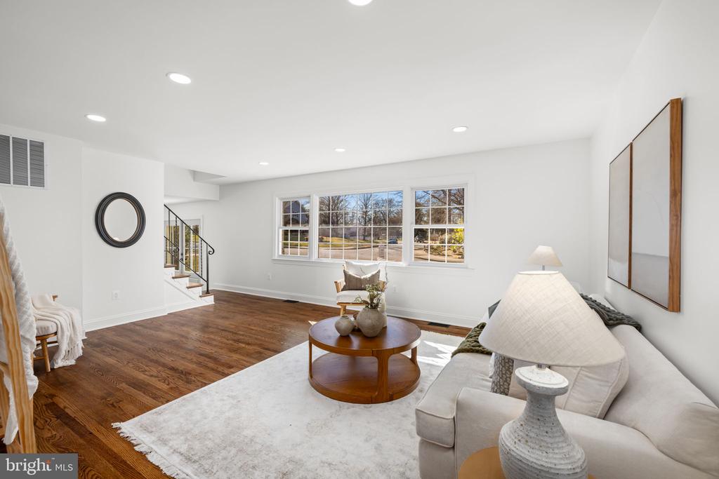 2612 STIRRUP LANE