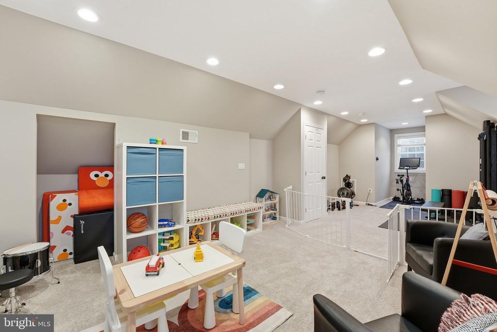 6608 CAVALIER DRIVE