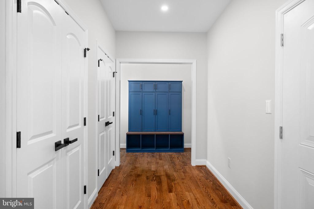 1010 CROTON DRIVE