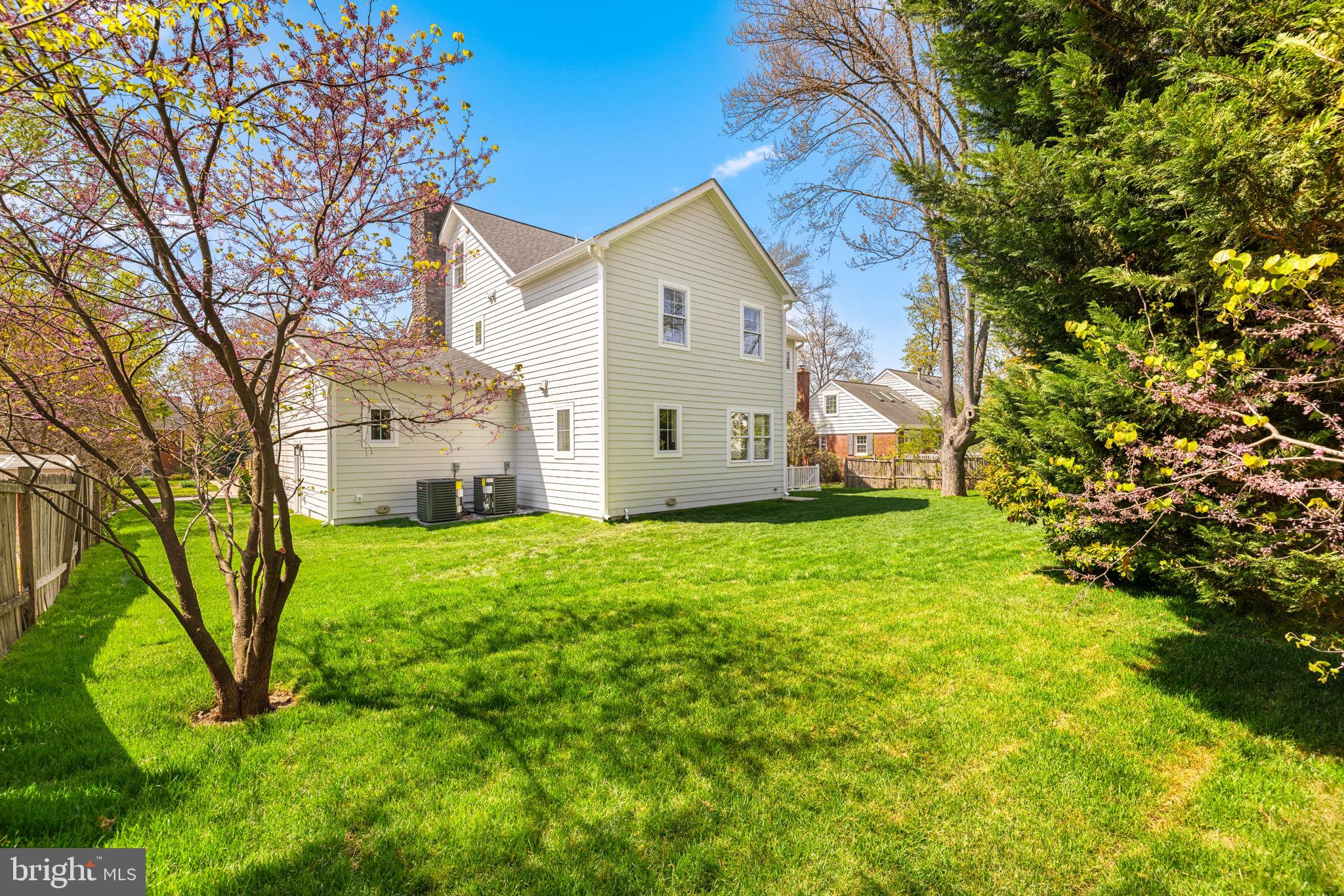 1010 CROTON DRIVE
