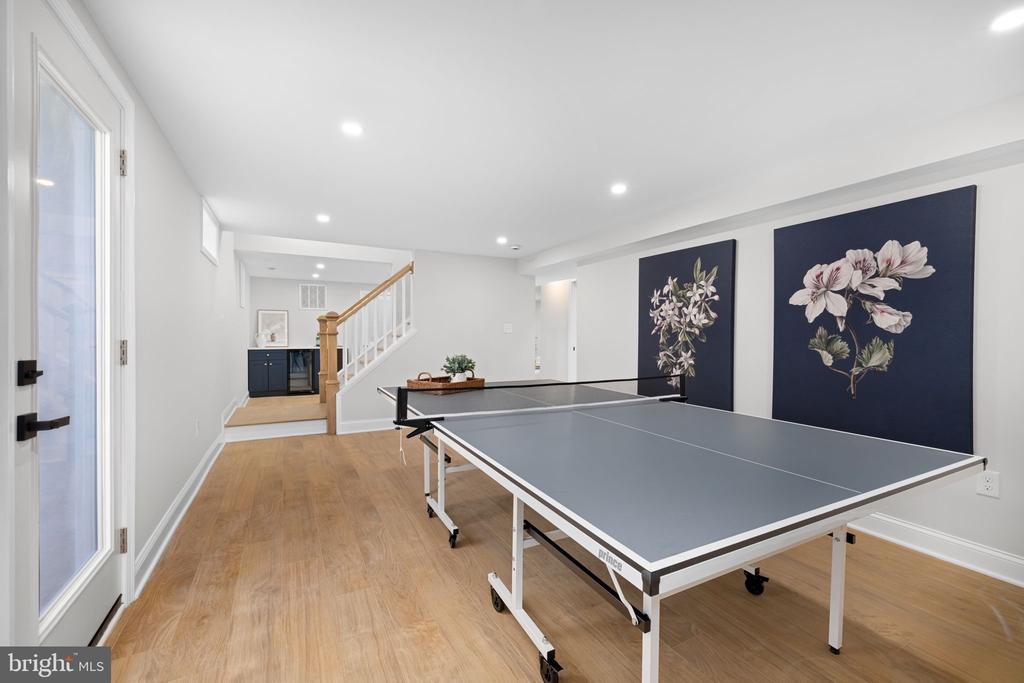 1010 CROTON DRIVE
