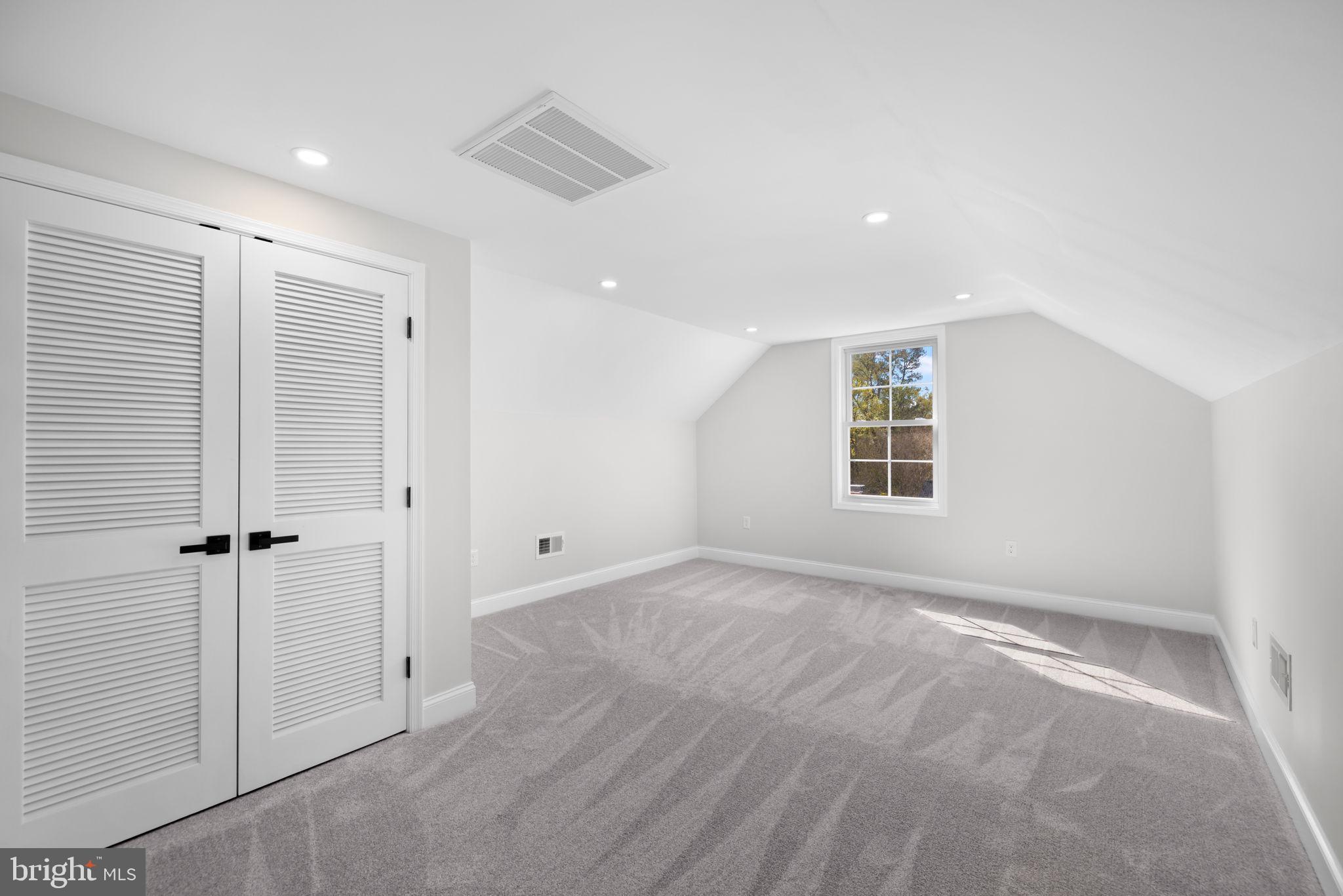 1010 CROTON DRIVE