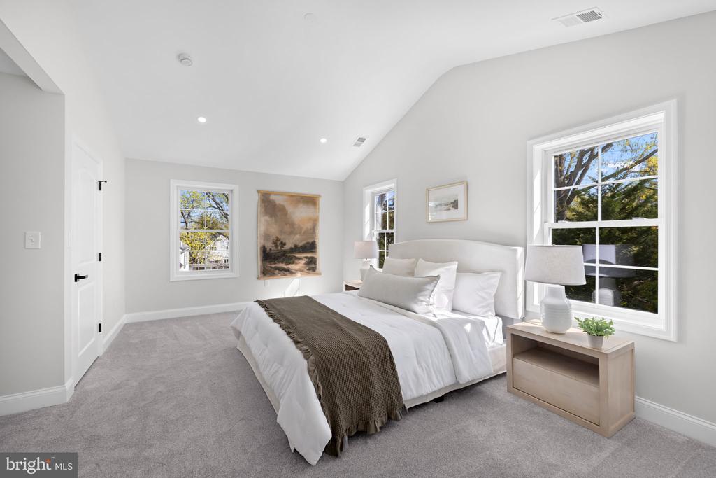 1010 CROTON DRIVE
