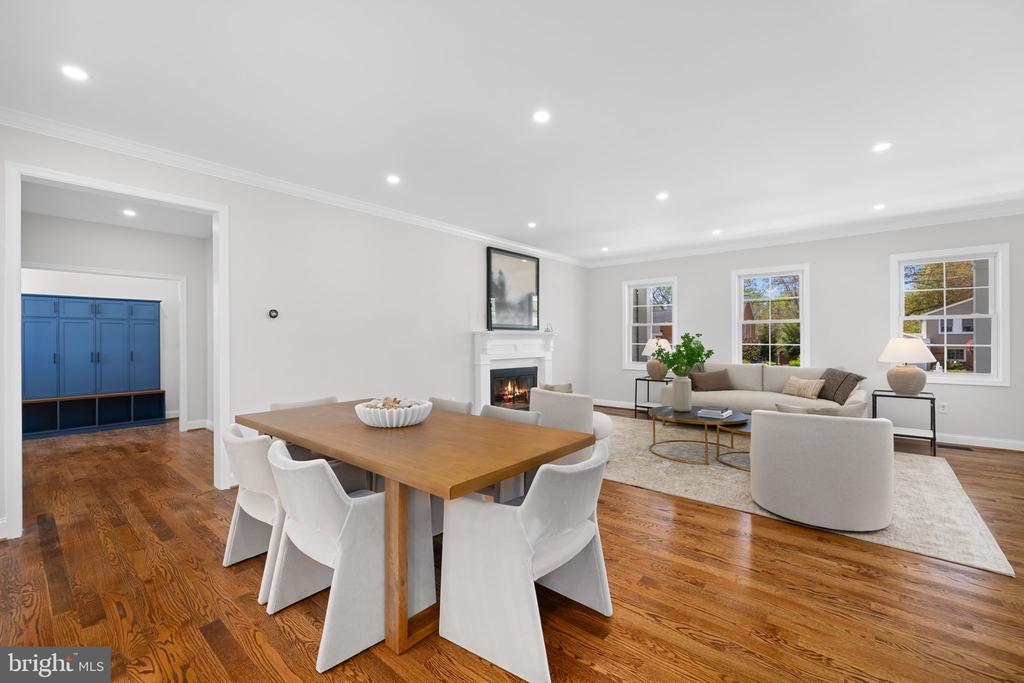 1010 CROTON DRIVE