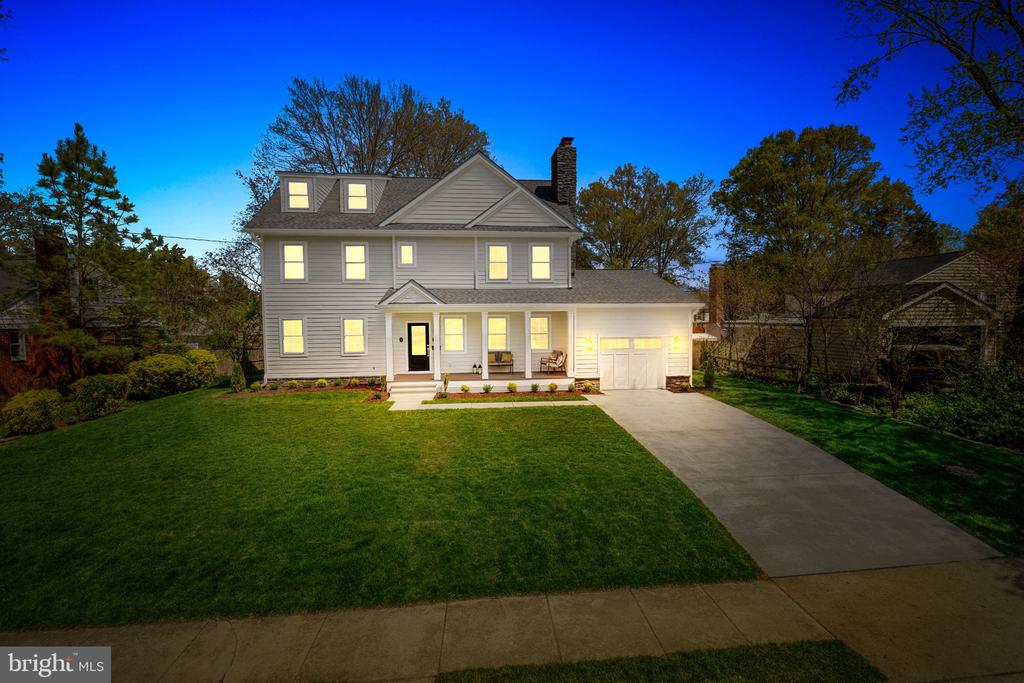 1010 CROTON DRIVE