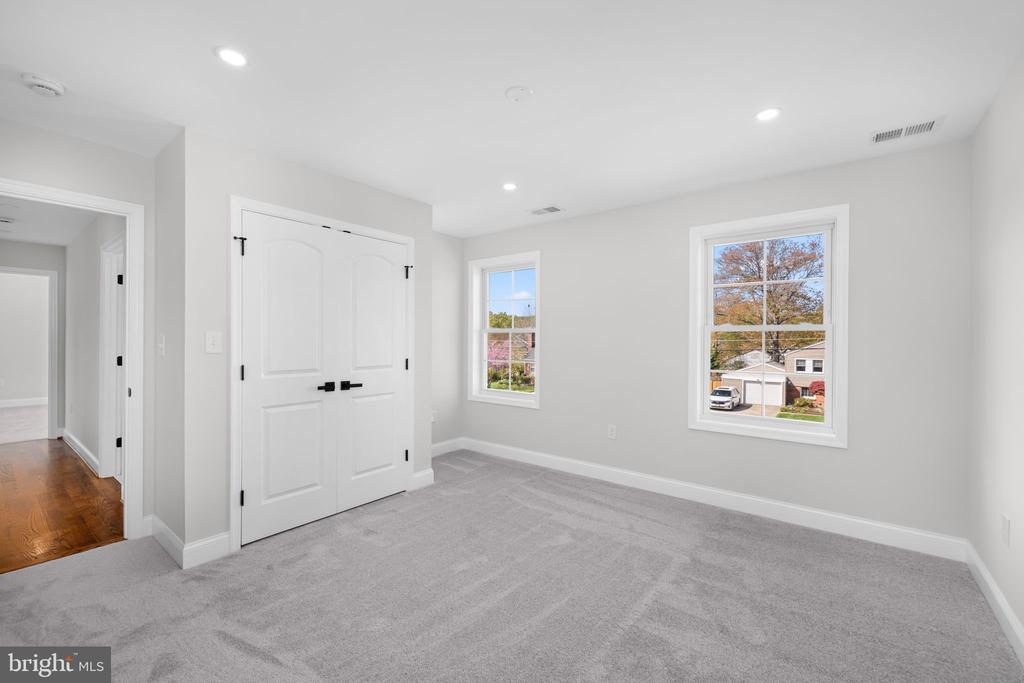 1010 CROTON DRIVE