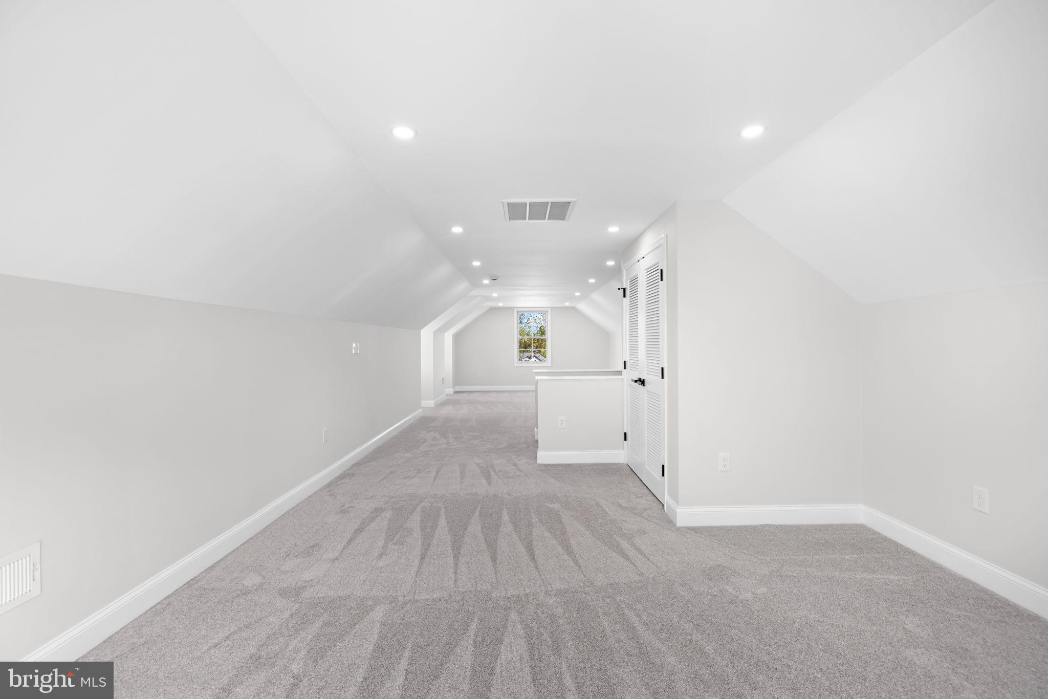 1010 CROTON DRIVE