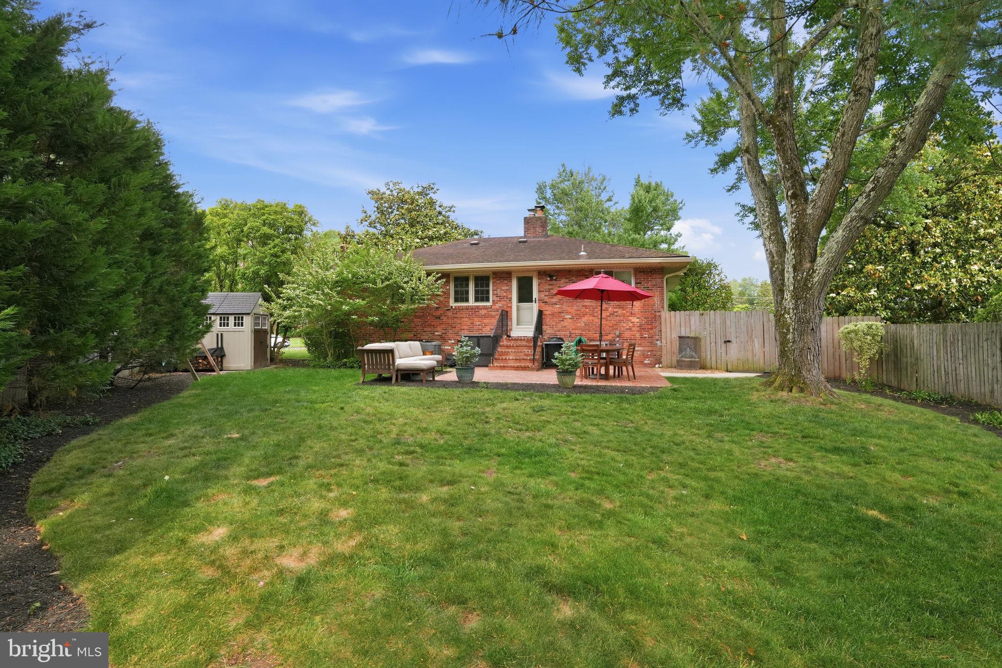 7914 BAINBRIDGE ROAD