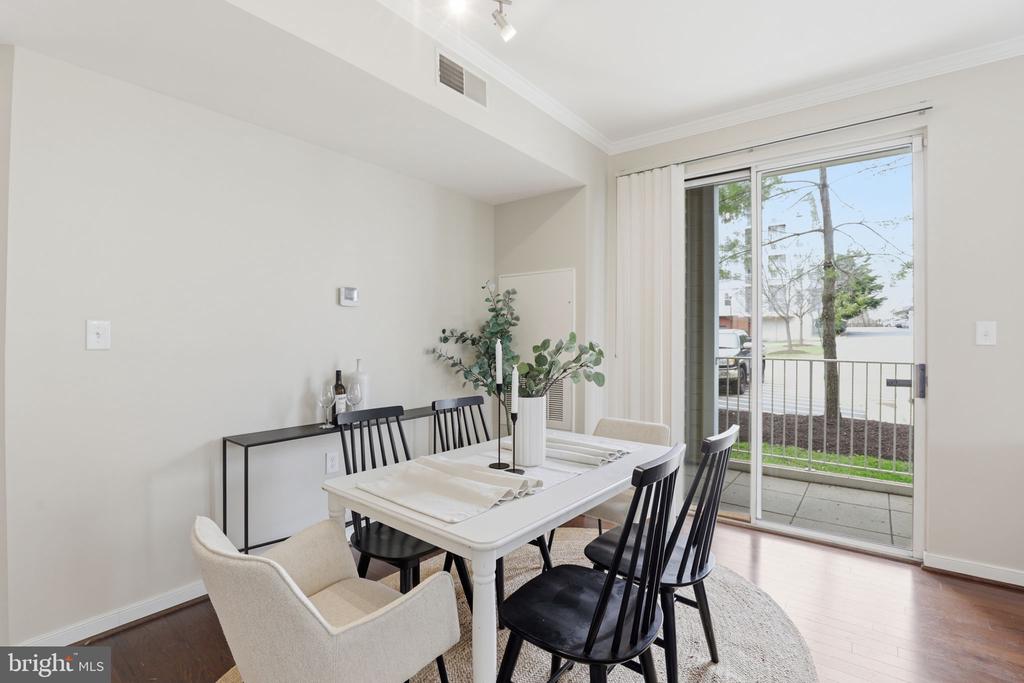1641 INTERNATIONAL DRIVE 114