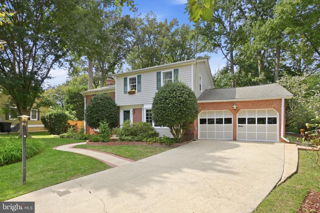 2504 TURBRIDGE LANE