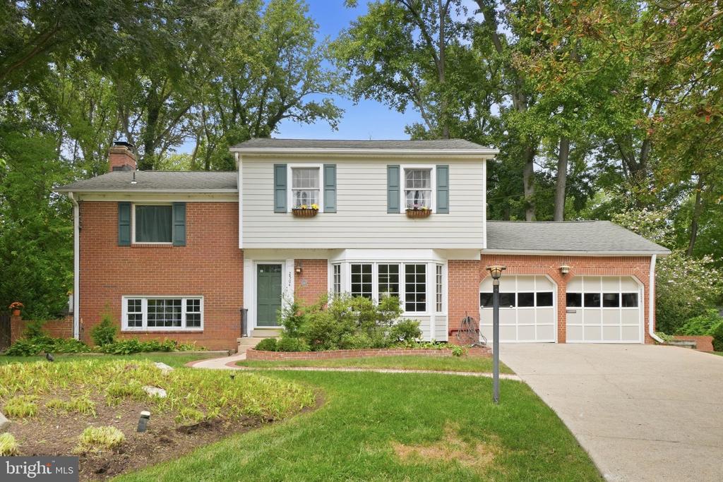 2504 TURBRIDGE LANE