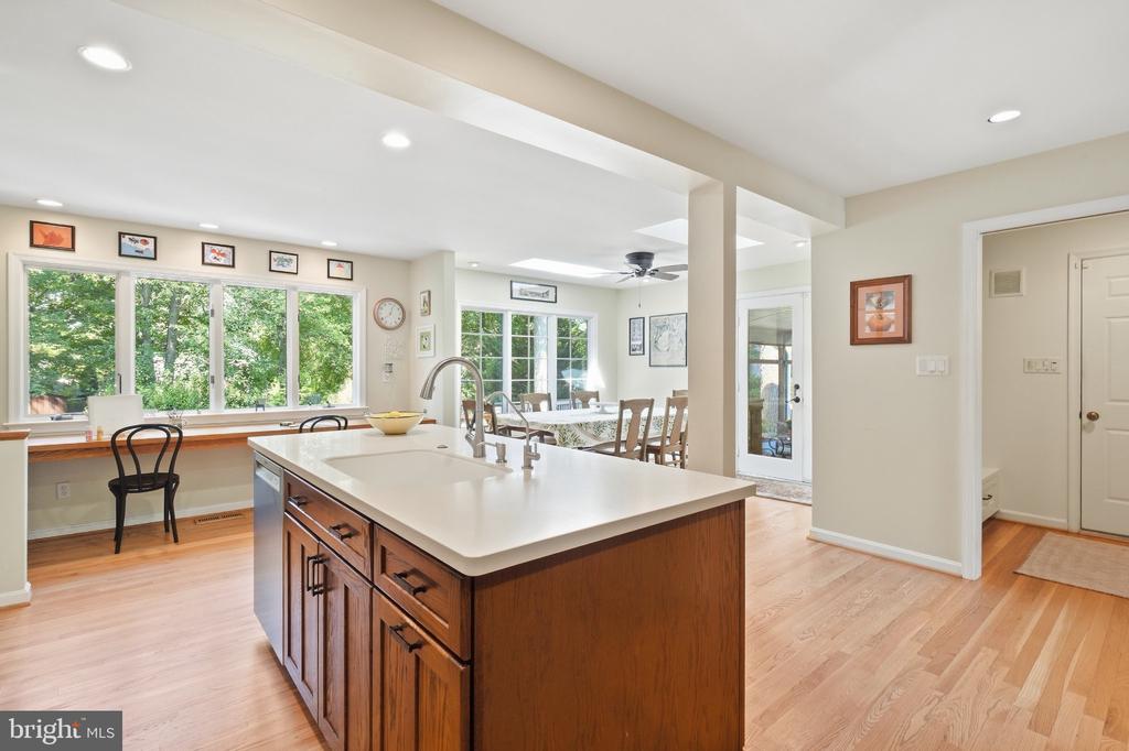 2504 TURBRIDGE LANE
