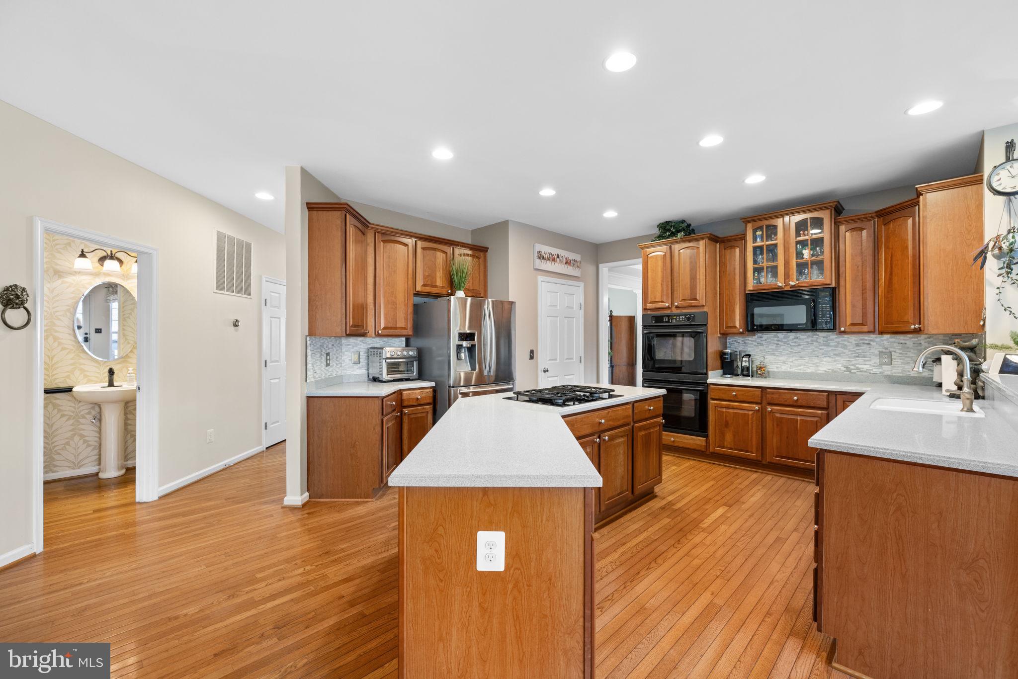 7200 Simmons Ridge COURT