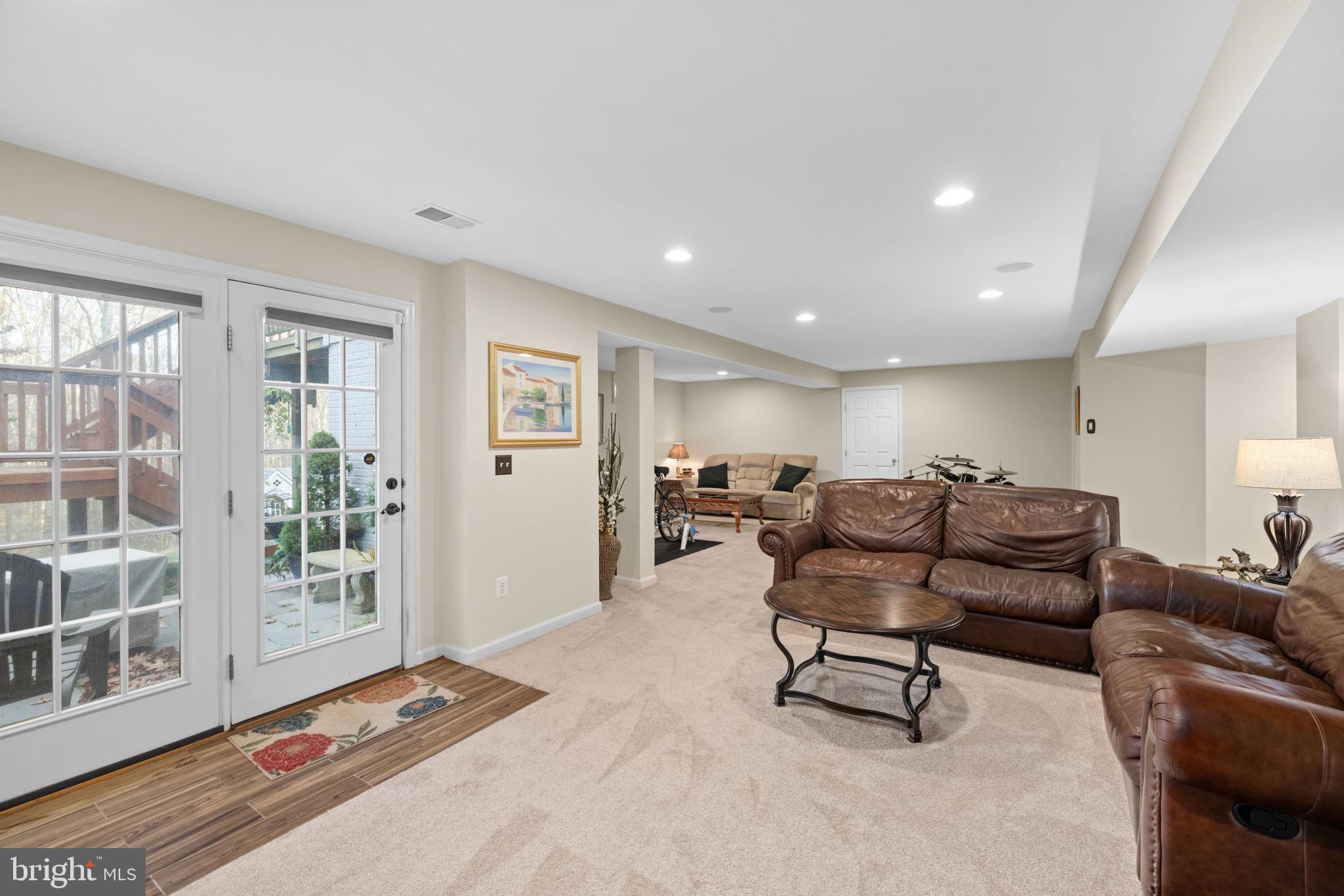 7200 Simmons Ridge COURT