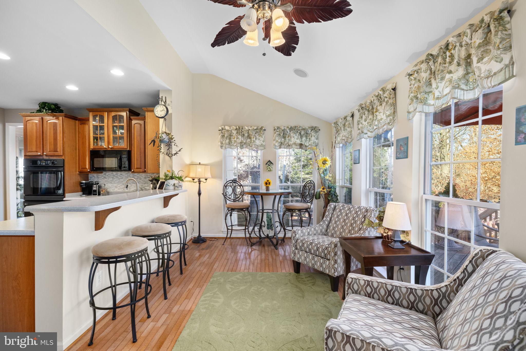 7200 Simmons Ridge COURT