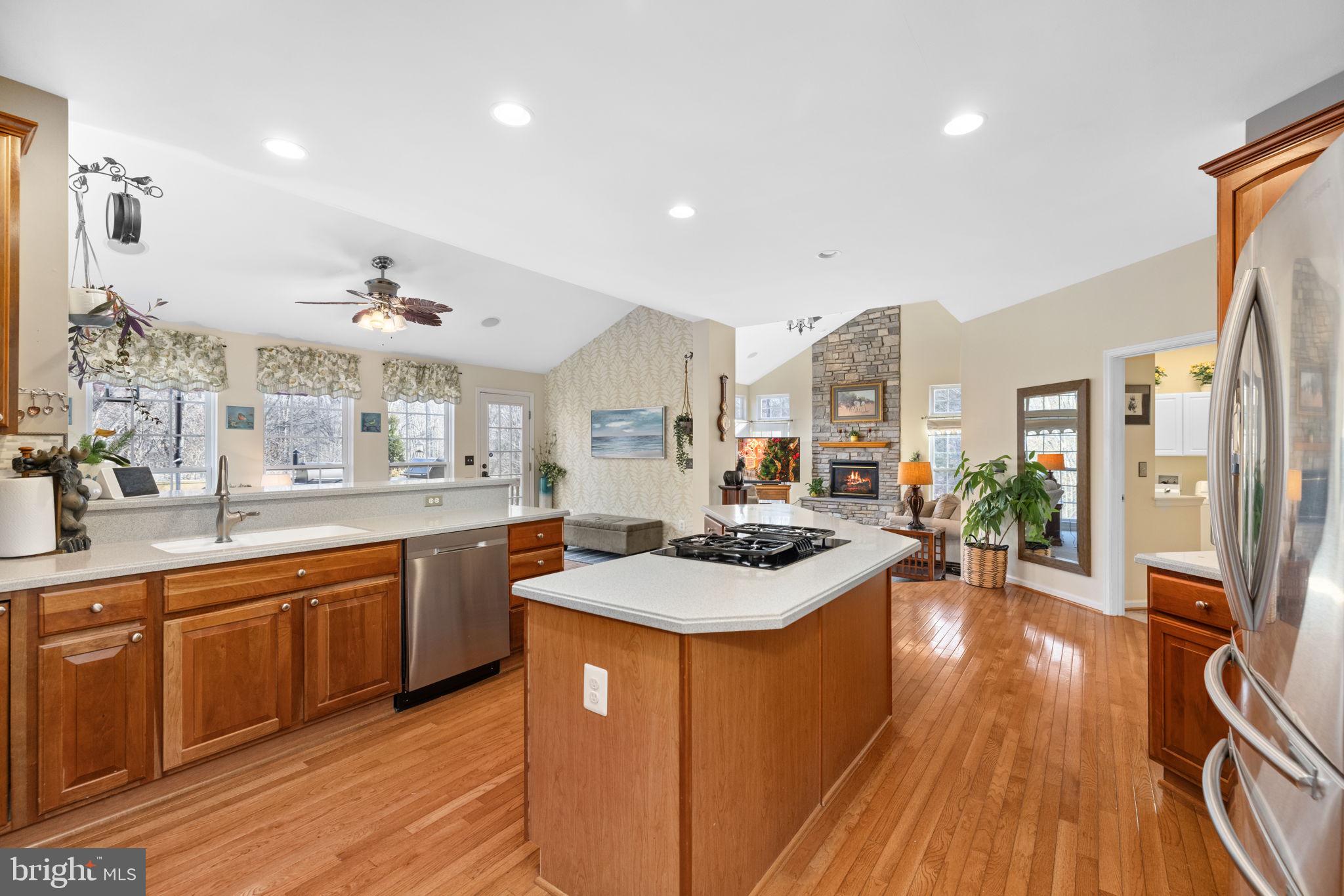 7200 Simmons Ridge COURT