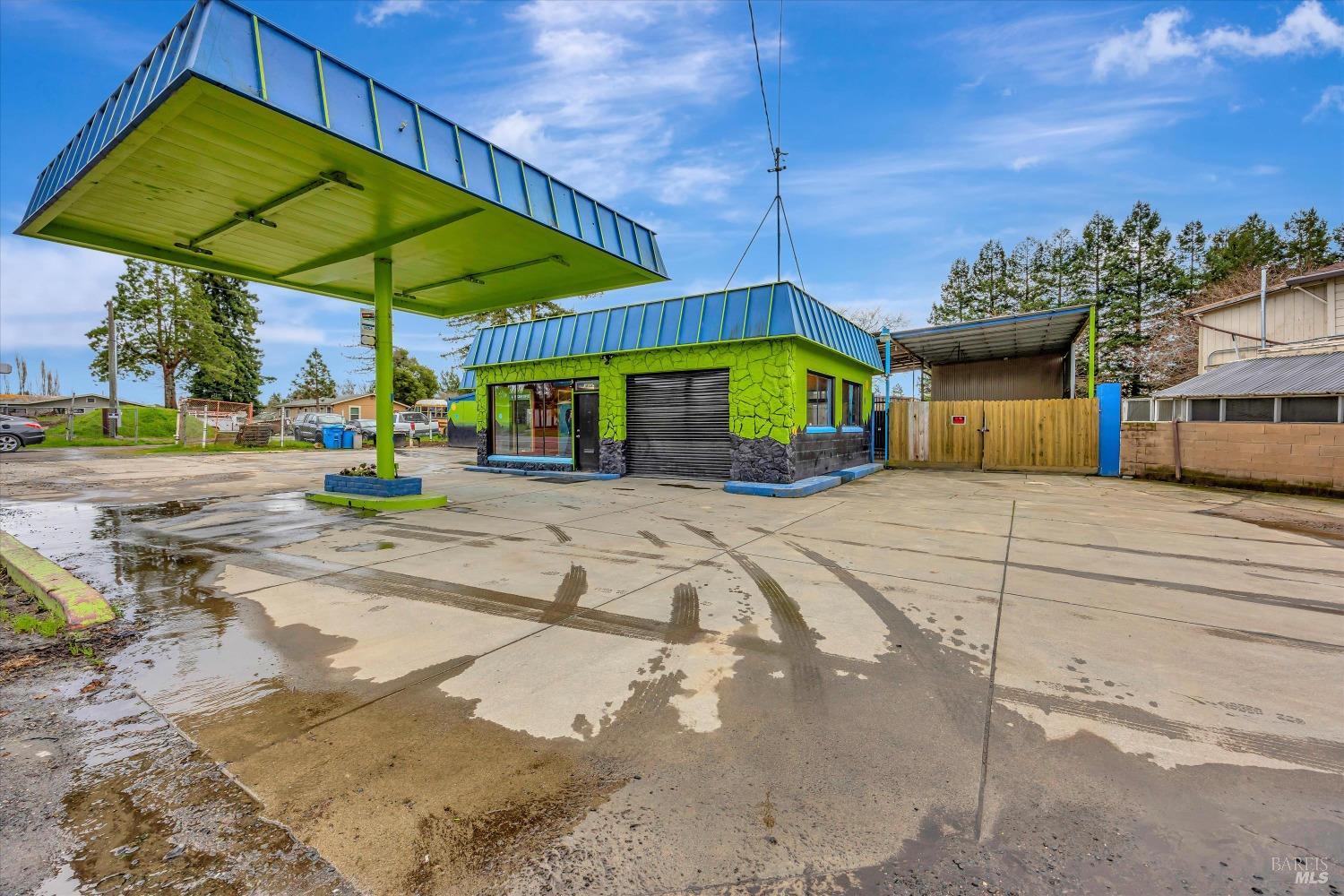 3610 Gravenstein Hwy S