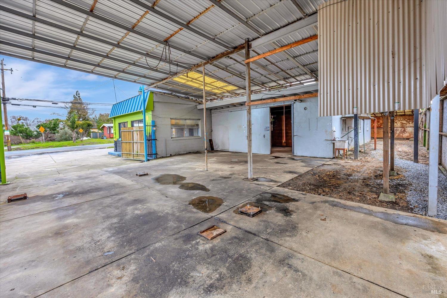 3610 Gravenstein Hwy S