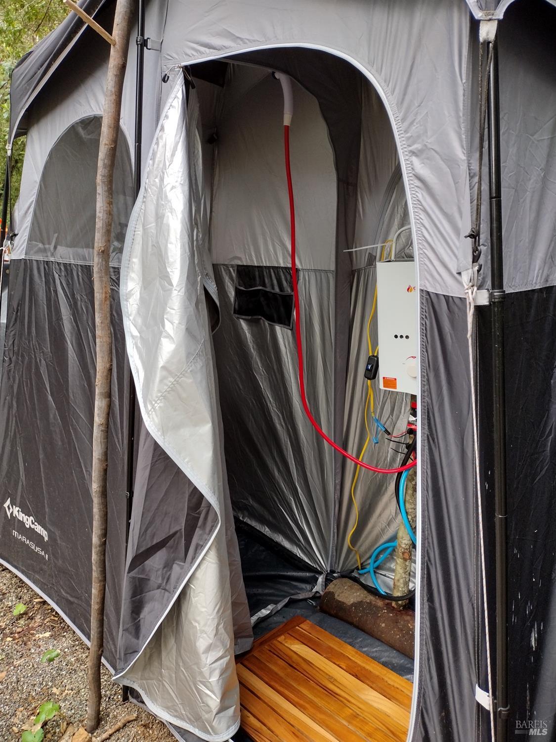 6445 Mountain View Ranch Rd