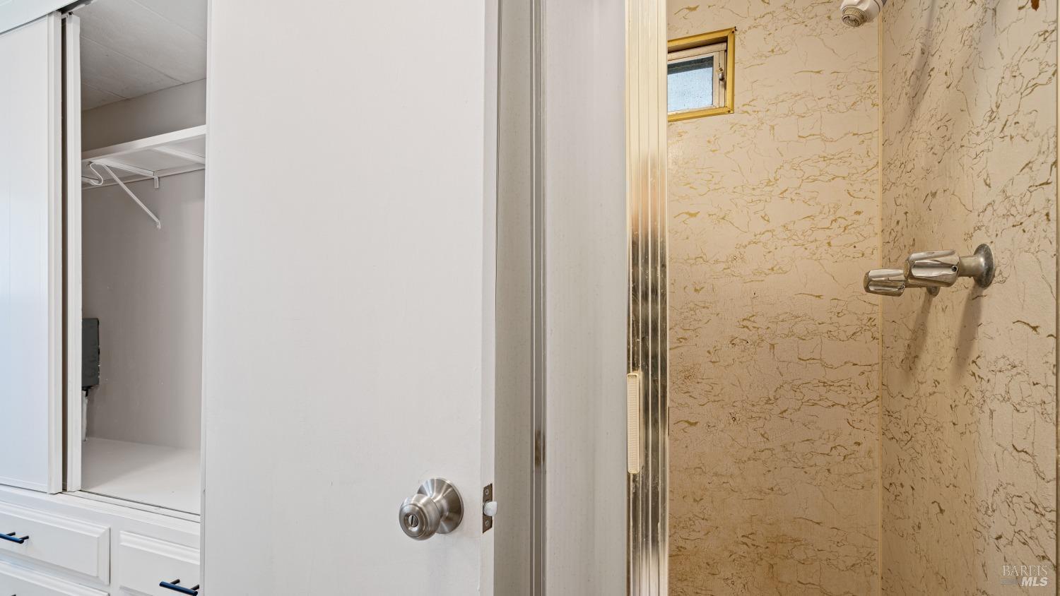 508 Colonial Park Dr