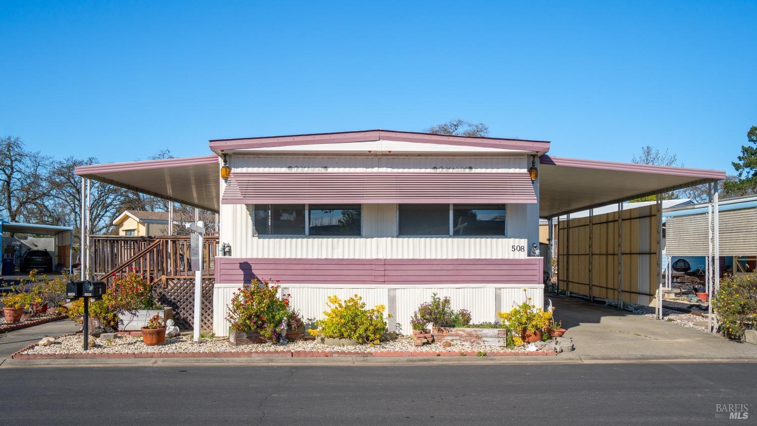 508 Colonial Park Dr