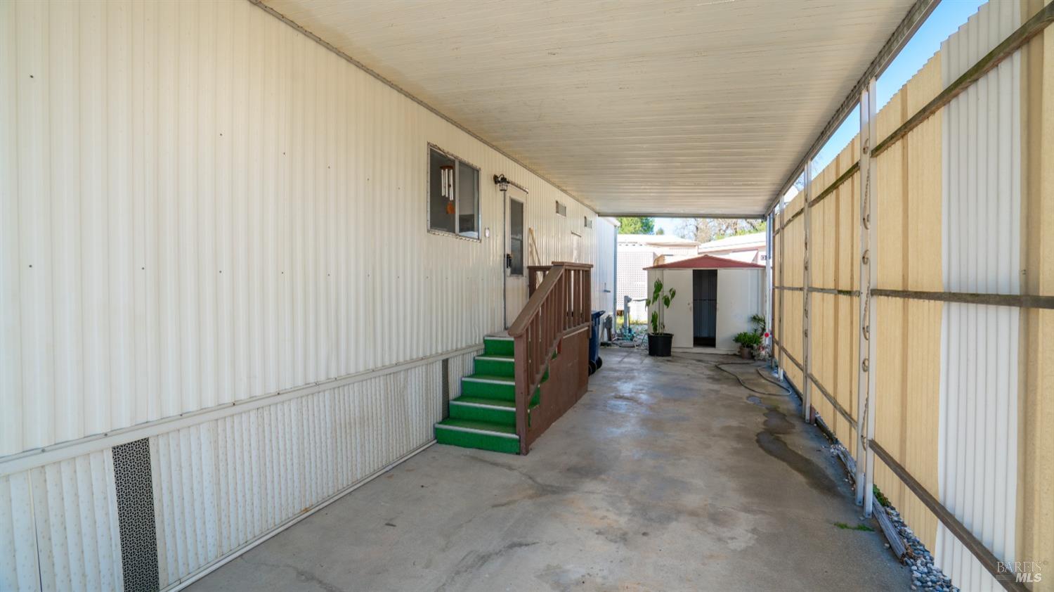 508 Colonial Park Dr