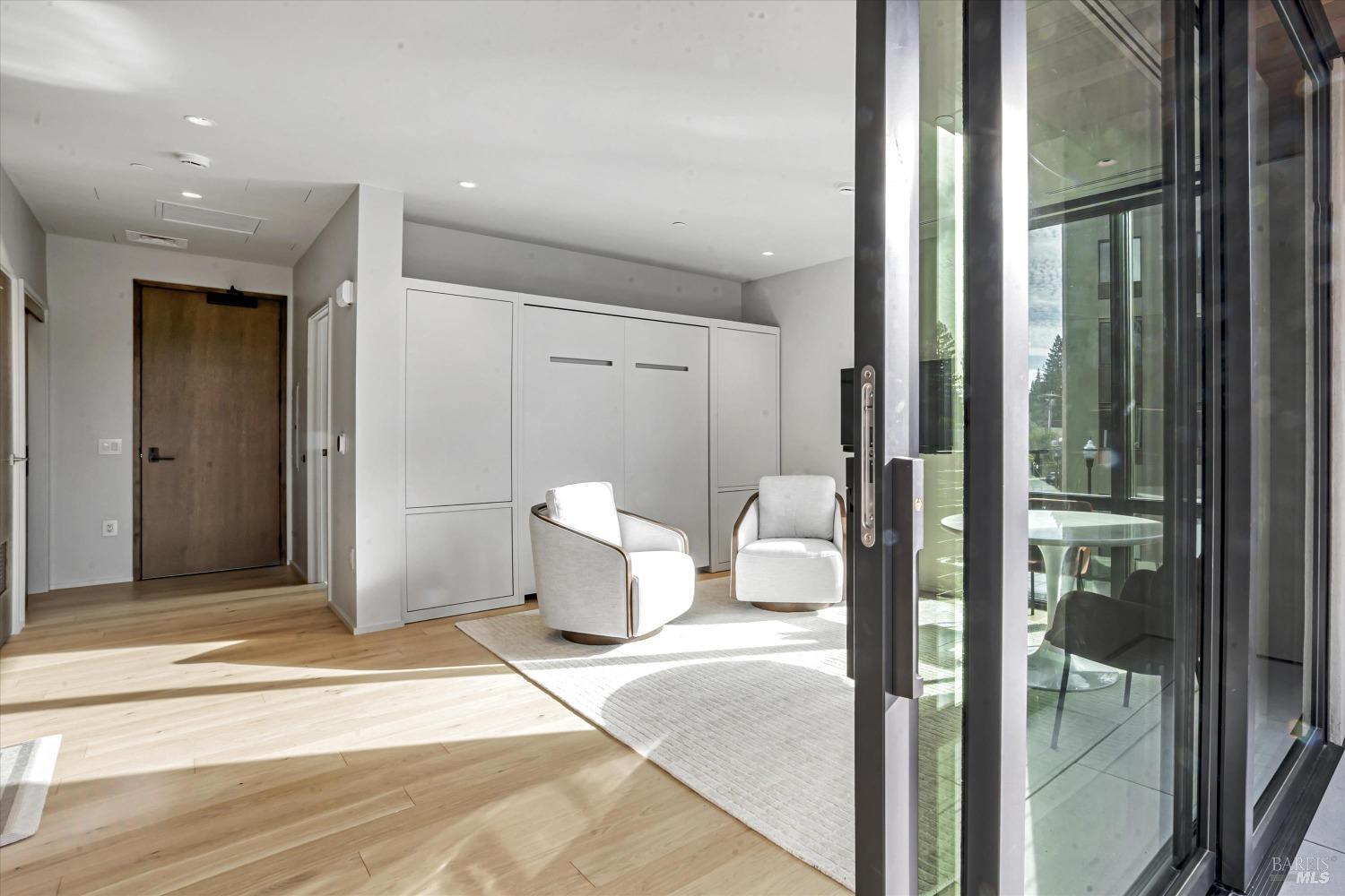 131 Sawmill Cir #203