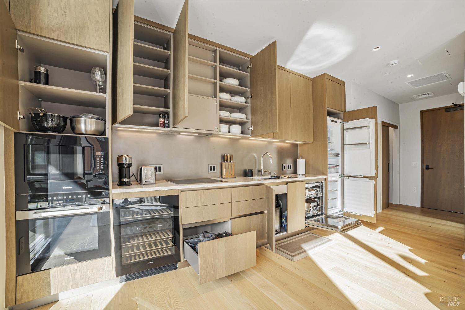 131 Sawmill Cir #203