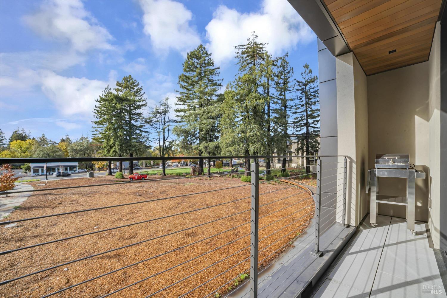 131 Sawmill Cir #203