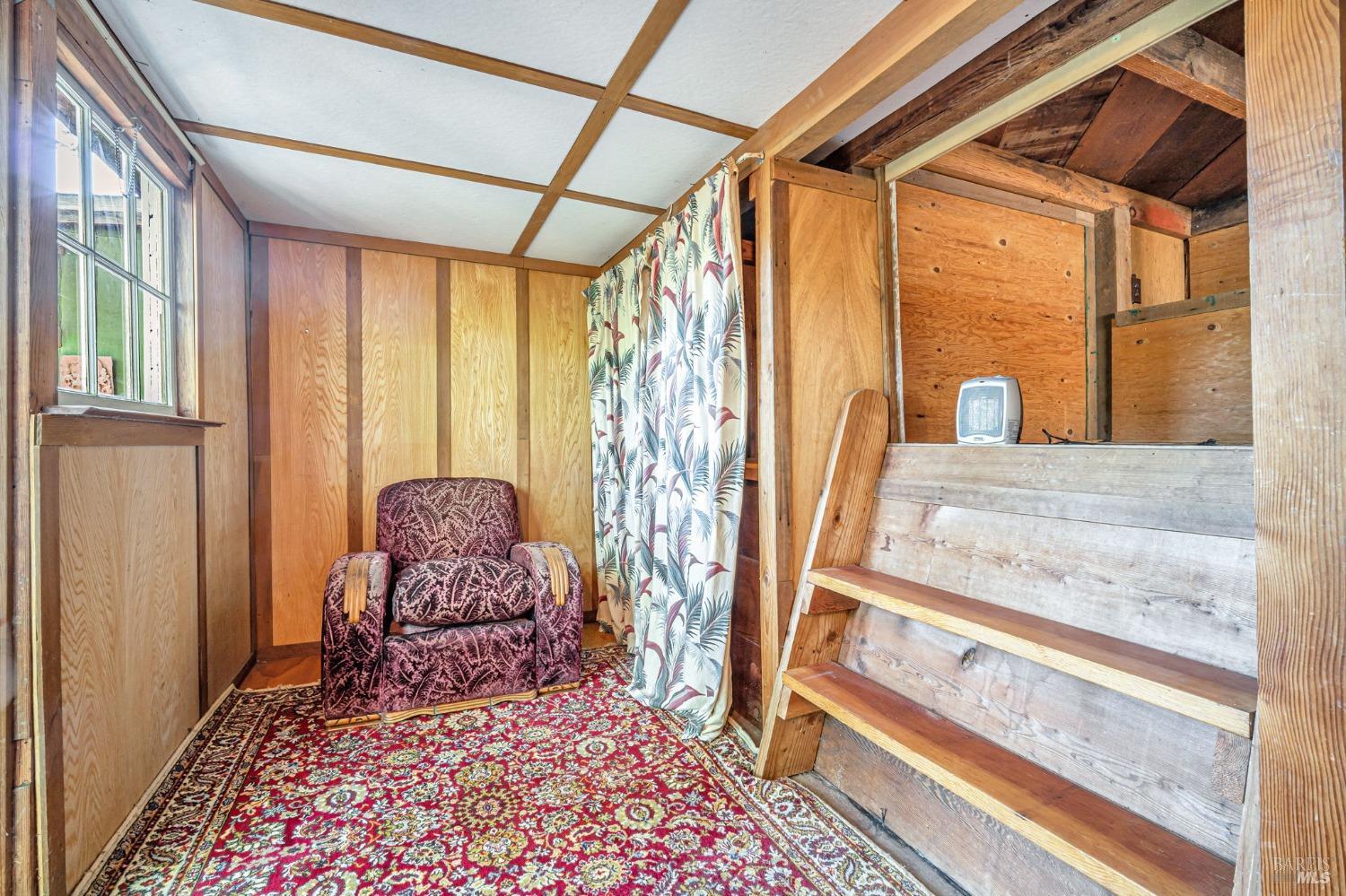 1561 S Fitch Mountain Rd