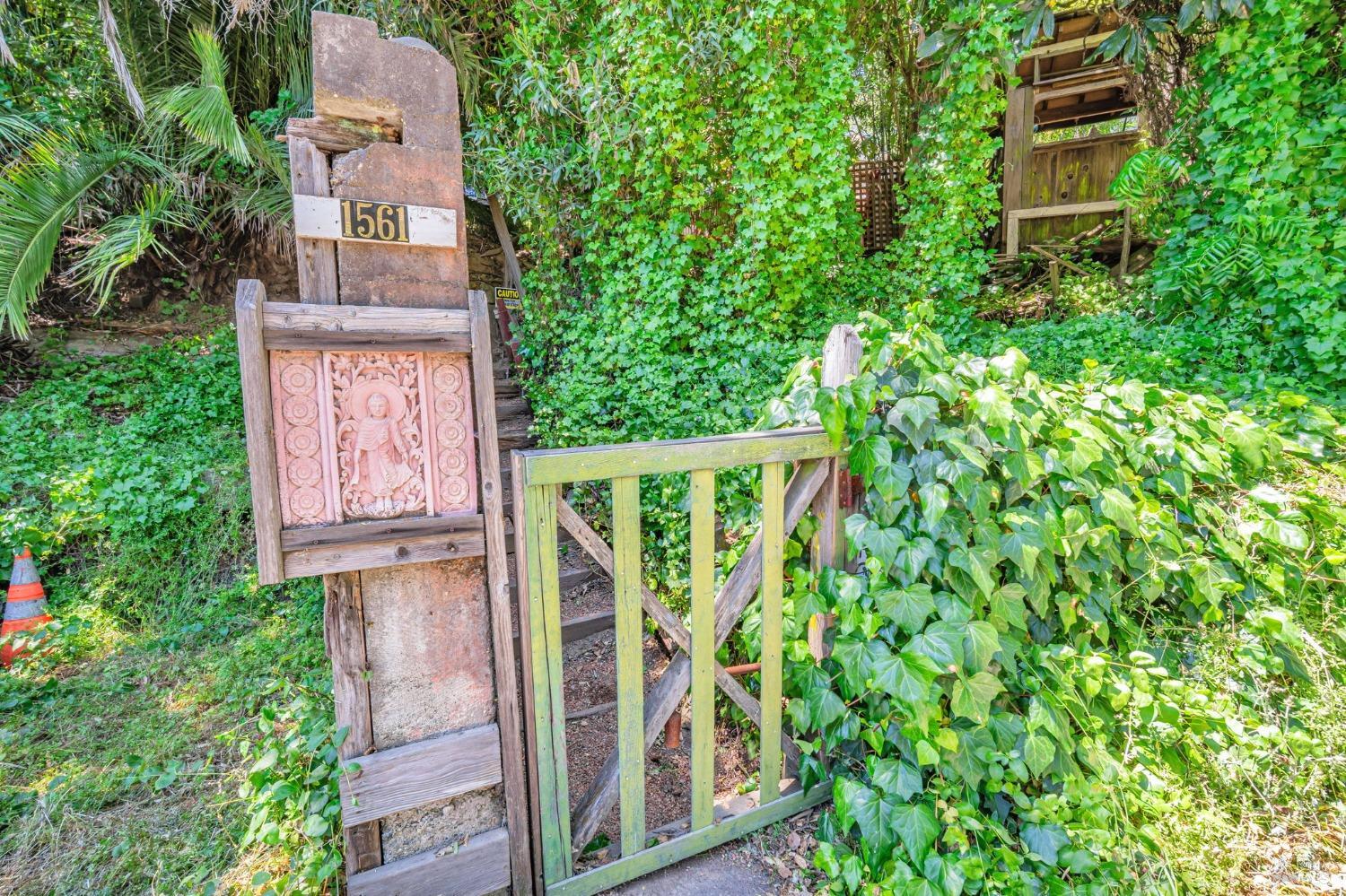 1561 S Fitch Mountain Rd