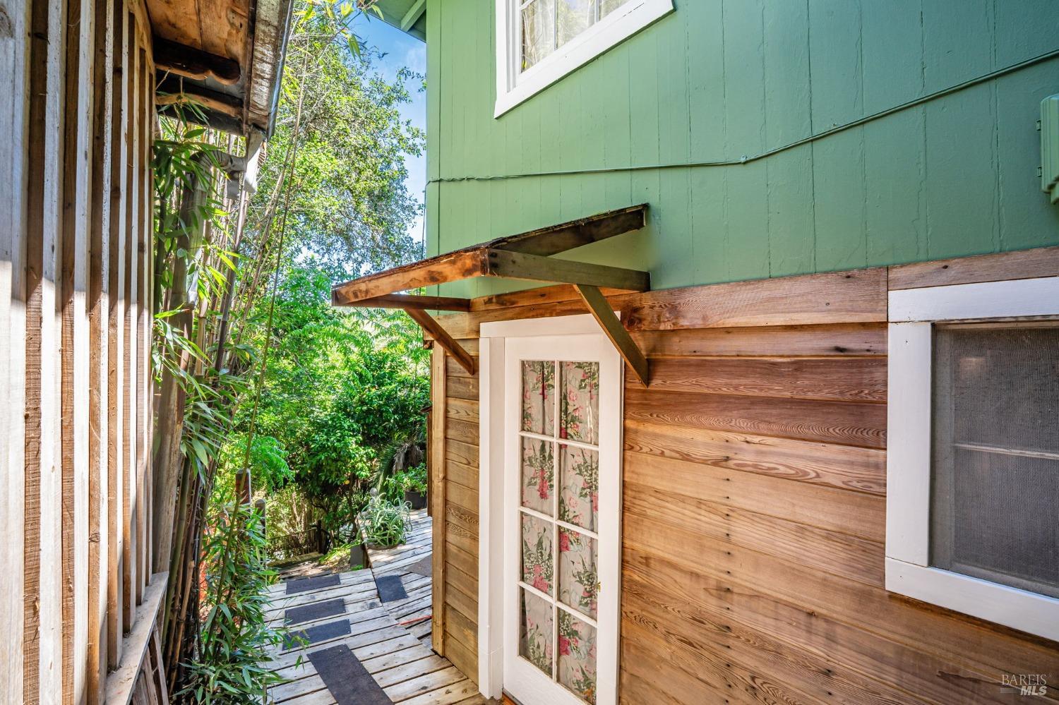 1561 S Fitch Mountain Rd