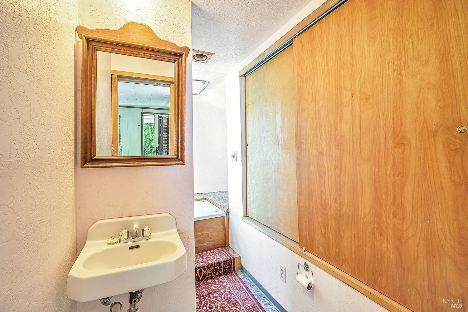 1561 S Fitch Mountain Rd