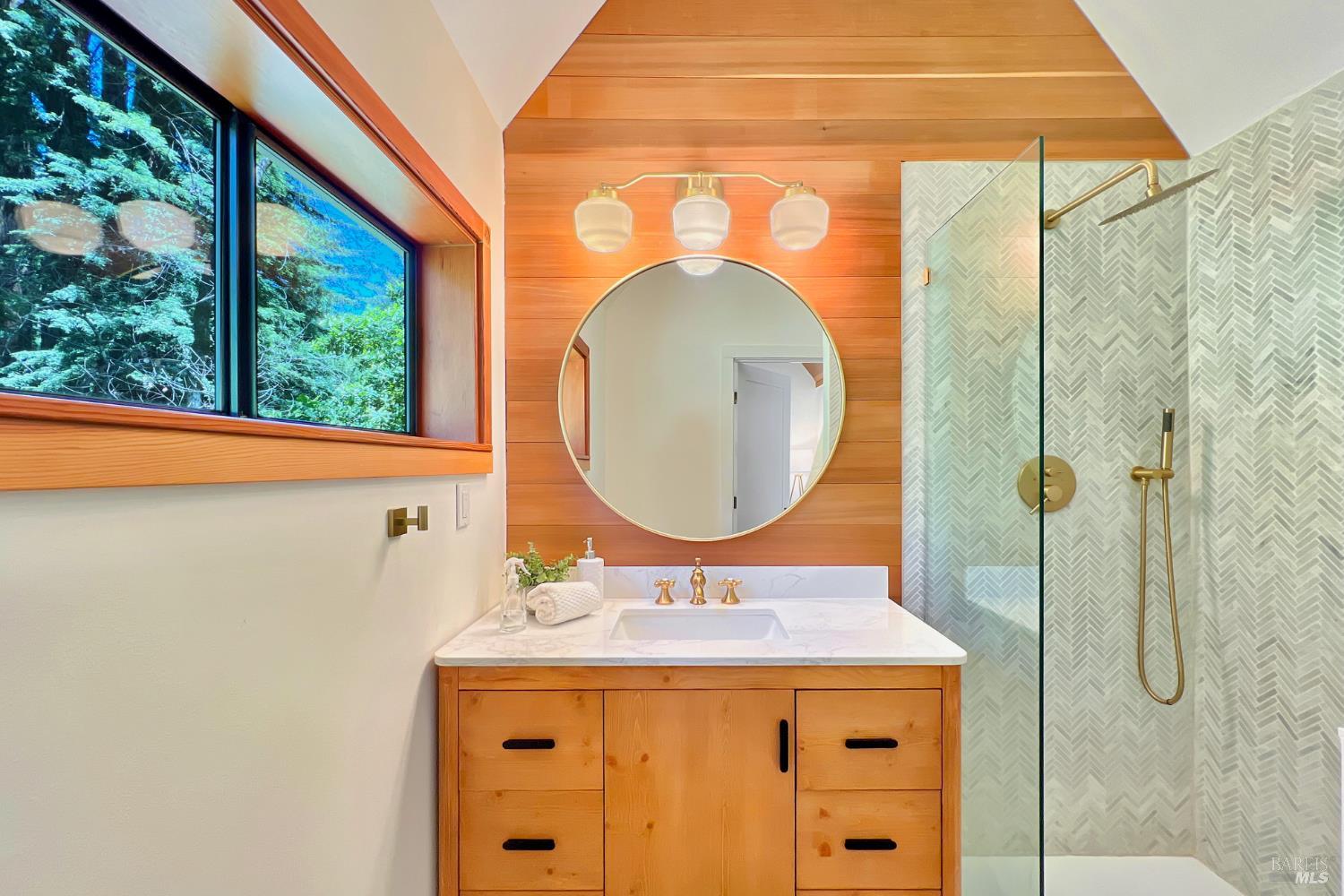 5600 Austin Creek Rd