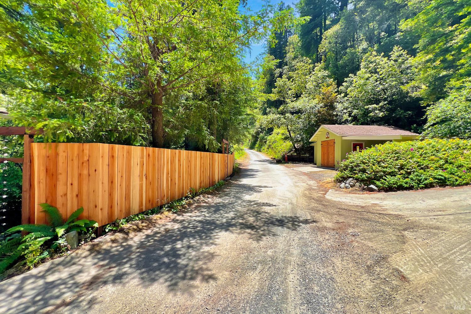 5600 Austin Creek Rd