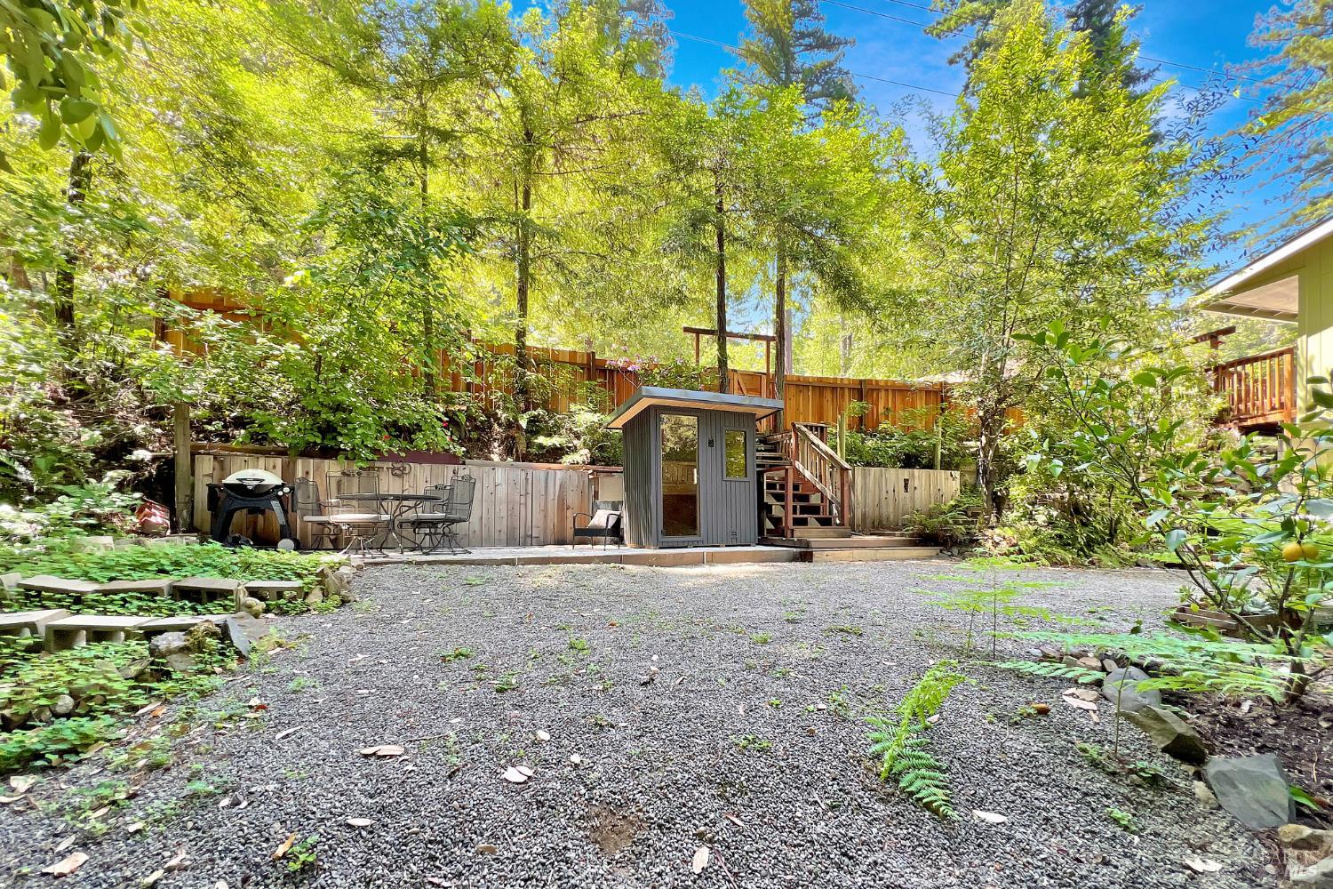 5600 Austin Creek Rd