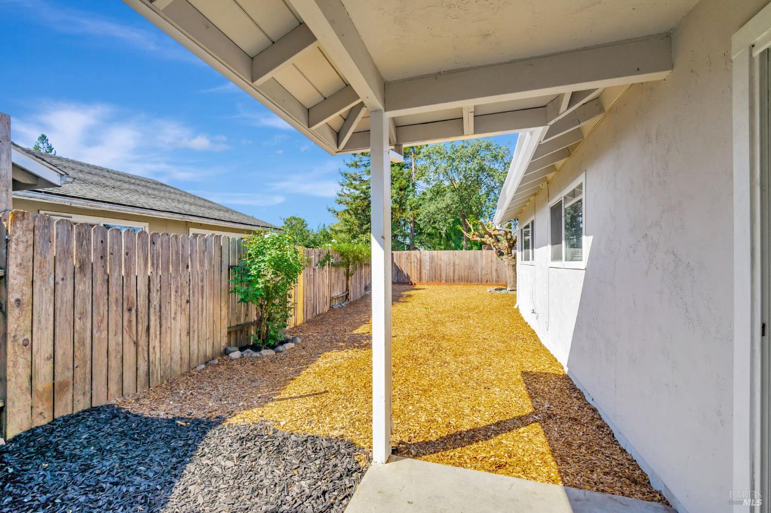 1447 Beachwood Dr
